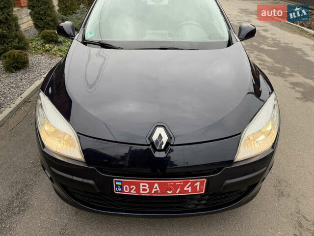 Синий Рено Меган, объемом двигателя 0 л и пробегом 200 тыс. км за 6600 $, фото 23 на Automoto.ua