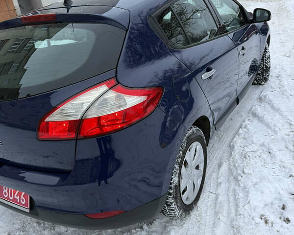 Синій Рено Меган, об'ємом двигуна 1.6 л та пробігом 227 тис. км за 6150 $, фото 8 на Automoto.ua