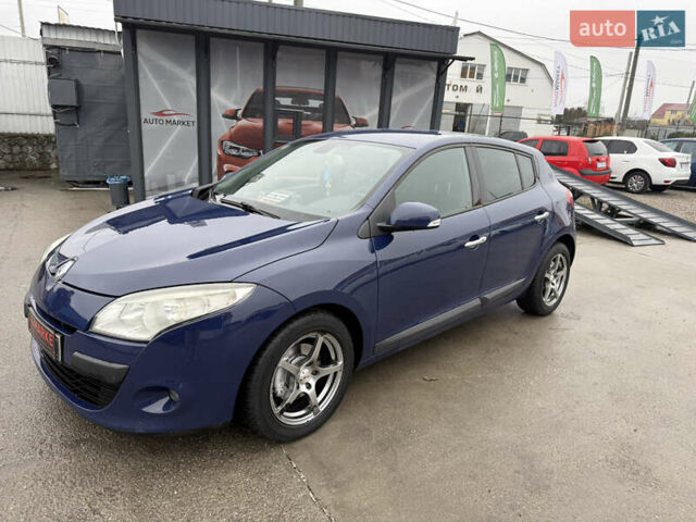 Синій Рено Меган, об'ємом двигуна 1.9 л та пробігом 220 тис. км за 6500 $, фото 1 на Automoto.ua