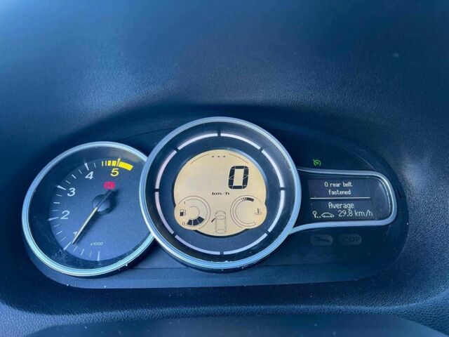 Рено Меган 2009 у Львові на Automoto.ua Синій Рено Меган, об'ємом двигуна 1.5 л та пробігом 244 тис. км за 5940 $, фото 19 на Automoto.ua