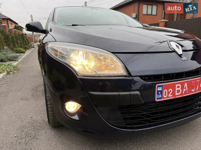 Синий Рено Меган, объемом двигателя 0 л и пробегом 200 тыс. км за 6600 $, фото 21 на Automoto.ua