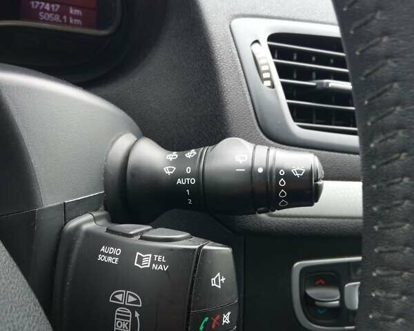 Синий Рено Меган, объемом двигателя 1.6 л и пробегом 178 тыс. км за 6600 $, фото 13 на Automoto.ua