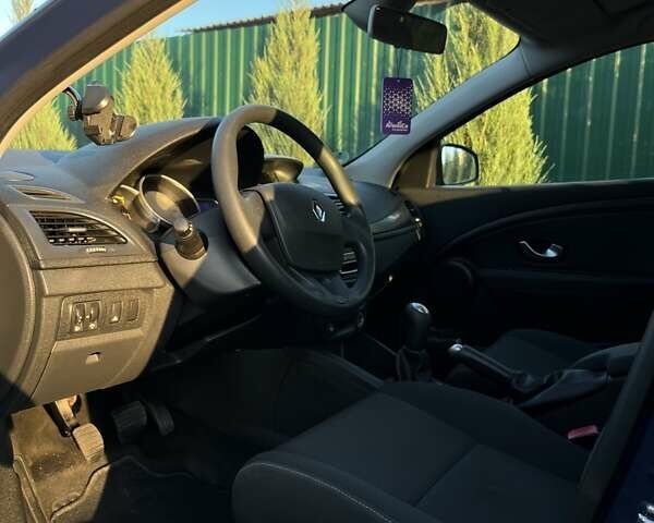 Синій Рено Меган, об'ємом двигуна 1.6 л та пробігом 199 тис. км за 5700 $, фото 9 на Automoto.ua