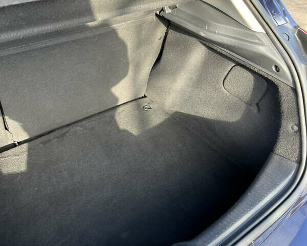 Синий Рено Меган, объемом двигателя 1.6 л и пробегом 186 тыс. км за 6750 $, фото 36 на Automoto.ua