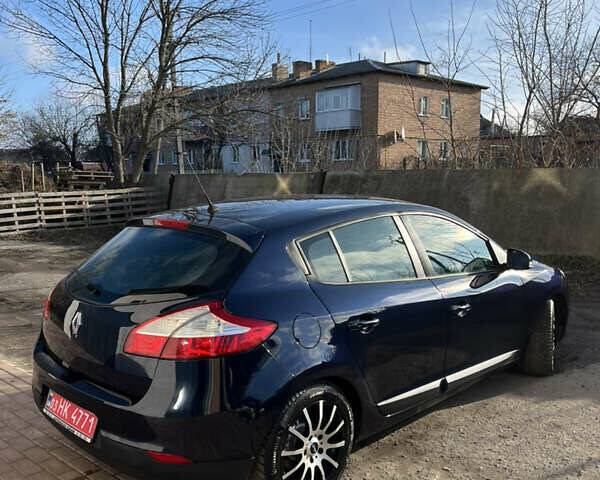 Синий Рено Меган, объемом двигателя 1.6 л и пробегом 186 тыс. км за 6750 $, фото 6 на Automoto.ua