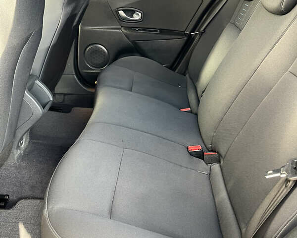 Синий Рено Меган, объемом двигателя 1.6 л и пробегом 186 тыс. км за 6750 $, фото 32 на Automoto.ua