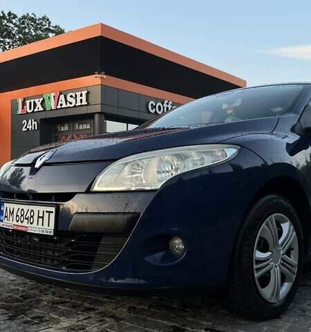 Синій Рено Меган, об'ємом двигуна 1.6 л та пробігом 199 тис. км за 5700 $, фото 4 на Automoto.ua