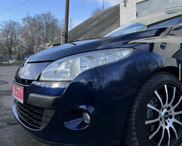 Синий Рено Меган, объемом двигателя 1.6 л и пробегом 187 тыс. км за 7150 $, фото 16 на Automoto.ua