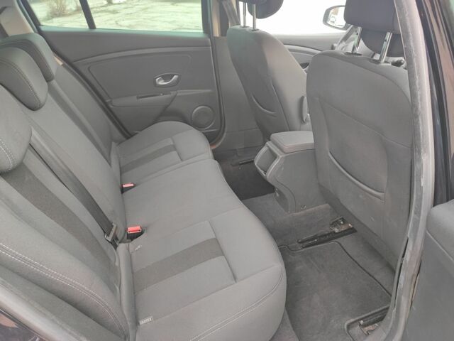 Синий Рено Меган, объемом двигателя 0 л и пробегом 203 тыс. км за 6600 $, фото 6 на Automoto.ua