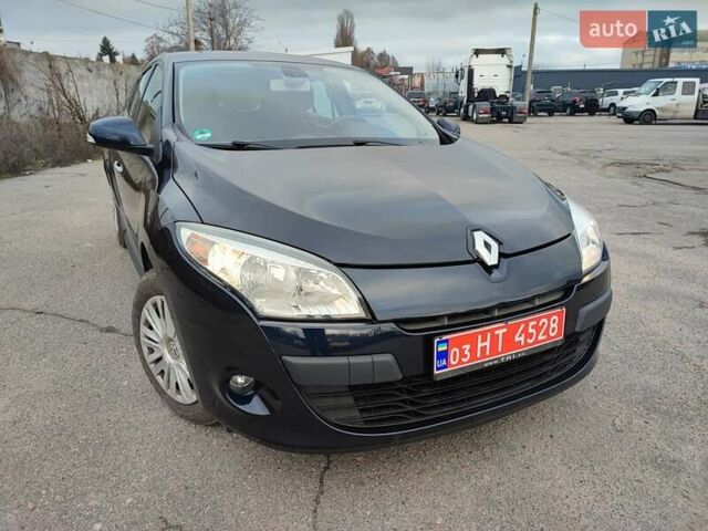Синий Рено Меган, объемом двигателя 1.6 л и пробегом 203 тыс. км за 6700 $, фото 4 на Automoto.ua