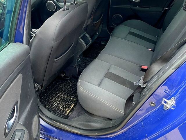 Синій Рено Меган, об'ємом двигуна 16 л та пробігом 280 тис. км за 6500 $, фото 4 на Automoto.ua