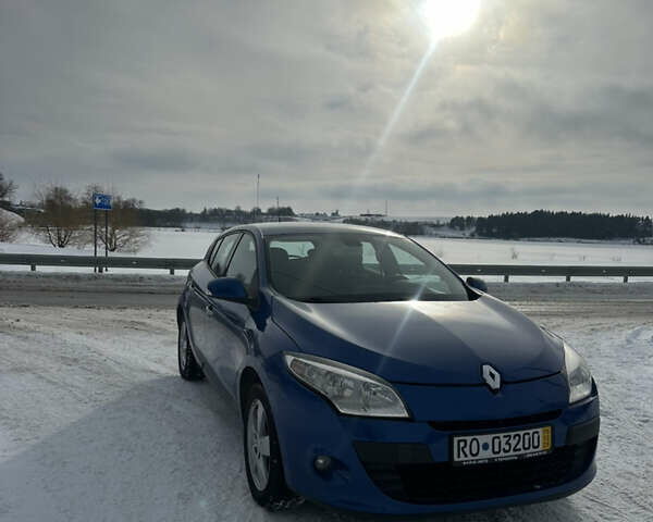 Синій Рено Меган, об'ємом двигуна 1.6 л та пробігом 192 тис. км за 6950 $, фото 1 на Automoto.ua