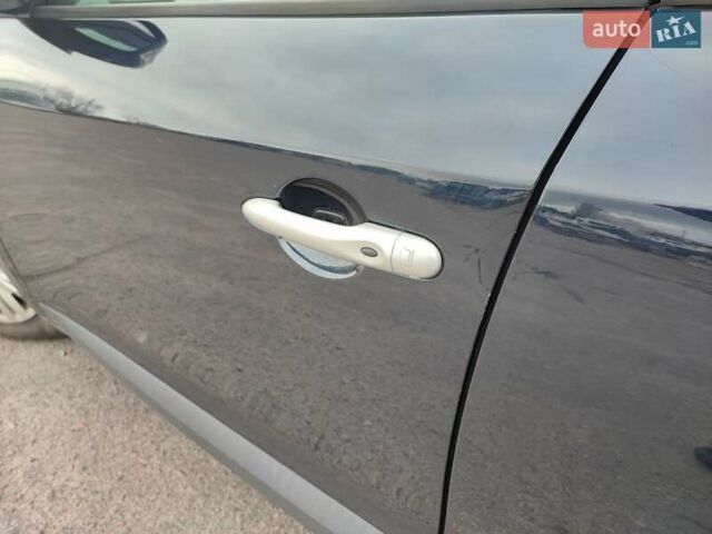 Синий Рено Меган, объемом двигателя 1.6 л и пробегом 203 тыс. км за 6700 $, фото 15 на Automoto.ua