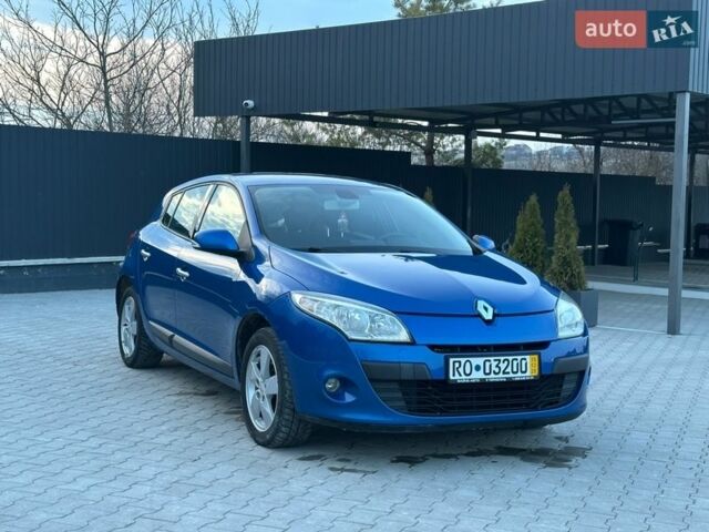Синій Рено Меган, об'ємом двигуна 1.6 л та пробігом 192 тис. км за 6500 $, фото 1 на Automoto.ua