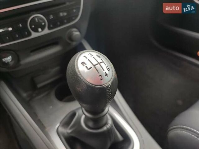 Синий Рено Меган, объемом двигателя 1.6 л и пробегом 203 тыс. км за 6700 $, фото 16 на Automoto.ua