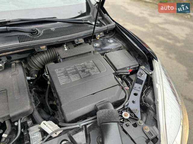 Синий Рено Меган, объемом двигателя 0 л и пробегом 200 тыс. км за 6600 $, фото 69 на Automoto.ua