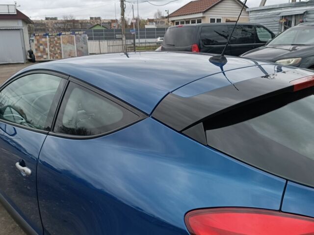 Синий Рено Меган, объемом двигателя 1.6 л и пробегом 217 тыс. км за 7200 $, фото 4 на Automoto.ua