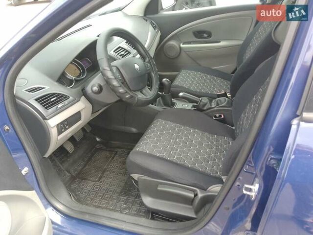 Синий Рено Меган, объемом двигателя 1.5 л и пробегом 209 тыс. км за 6100 $, фото 7 на Automoto.ua