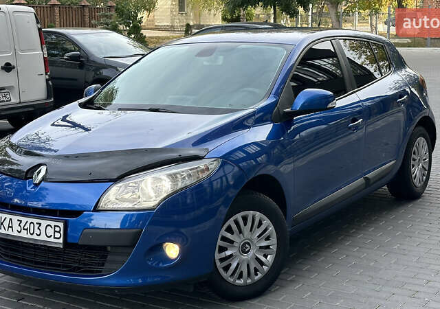 Синій Рено Меган, об'ємом двигуна 1.5 л та пробігом 255 тис. км за 6900 $, фото 1 на Automoto.ua