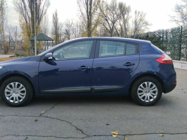 Синий Рено Меган, объемом двигателя 1.6 л и пробегом 290 тыс. км за 6700 $, фото 8 на Automoto.ua