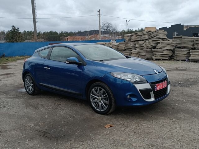 Синий Рено Меган, объемом двигателя 1.6 л и пробегом 217 тыс. км за 7200 $, фото 1 на Automoto.ua