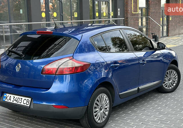 Синій Рено Меган, об'ємом двигуна 1.5 л та пробігом 255 тис. км за 6900 $, фото 5 на Automoto.ua