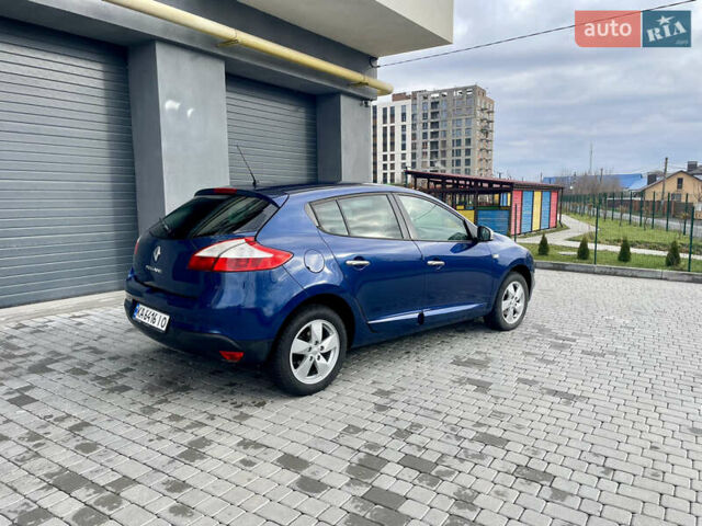 Синий Рено Меган, объемом двигателя 1.6 л и пробегом 196 тыс. км за 7300 $, фото 14 на Automoto.ua