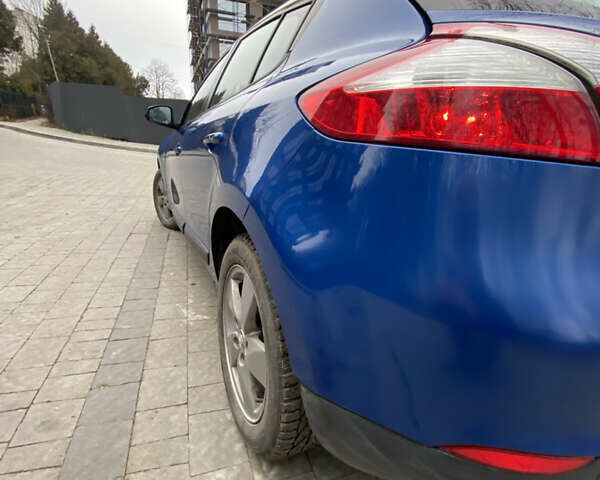 Синий Рено Меган, объемом двигателя 1.5 л и пробегом 255 тыс. км за 5999 $, фото 11 на Automoto.ua