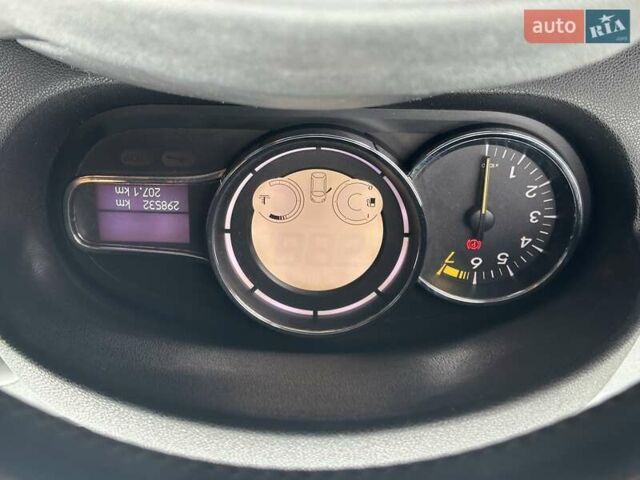 Синий Рено Меган, объемом двигателя 1.6 л и пробегом 298 тыс. км за 6990 $, фото 21 на Automoto.ua