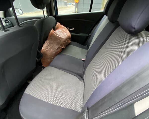 Синий Рено Меган, объемом двигателя 1.5 л и пробегом 255 тыс. км за 5999 $, фото 13 на Automoto.ua