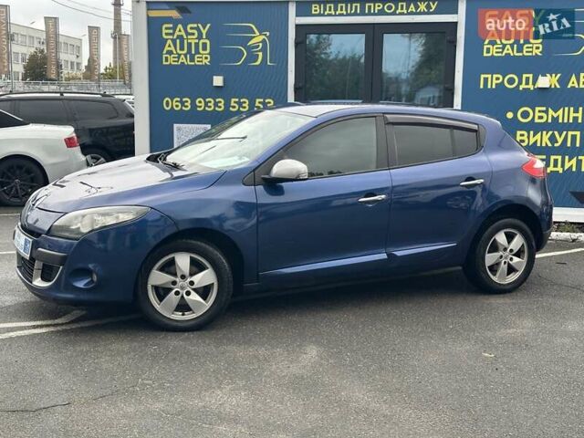 Синий Рено Меган, объемом двигателя 1.6 л и пробегом 298 тыс. км за 6990 $, фото 8 на Automoto.ua