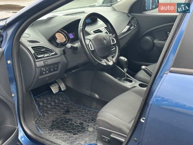 Синий Рено Меган, объемом двигателя 1.6 л и пробегом 298 тыс. км за 6990 $, фото 13 на Automoto.ua