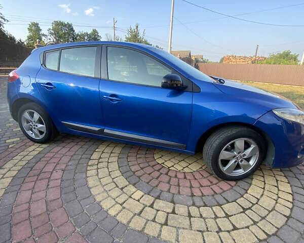 Синий Рено Меган, объемом двигателя 1.5 л и пробегом 255 тыс. км за 5999 $, фото 3 на Automoto.ua
