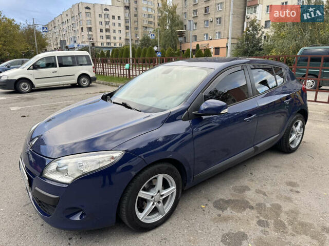 Синій Рено Меган, об'ємом двигуна 1.46 л та пробігом 288 тис. км за 6500 $, фото 1 на Automoto.ua
