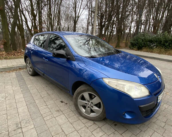 Синий Рено Меган, объемом двигателя 1.5 л и пробегом 255 тыс. км за 5999 $, фото 1 на Automoto.ua