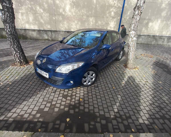 Синій Рено Меган, об'ємом двигуна 1.5 л та пробігом 211 тис. км за 5550 $, фото 3 на Automoto.ua