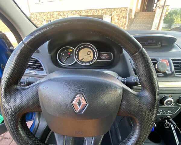 Синий Рено Меган, объемом двигателя 1.5 л и пробегом 255 тыс. км за 5999 $, фото 8 на Automoto.ua