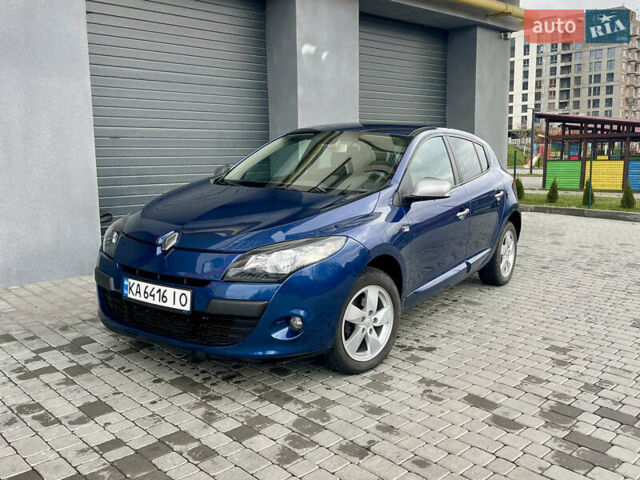 Синий Рено Меган, объемом двигателя 1.6 л и пробегом 196 тыс. км за 7300 $, фото 1 на Automoto.ua