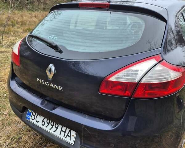 Синий Рено Меган, объемом двигателя 2 л и пробегом 231 тыс. км за 5800 $, фото 8 на Automoto.ua