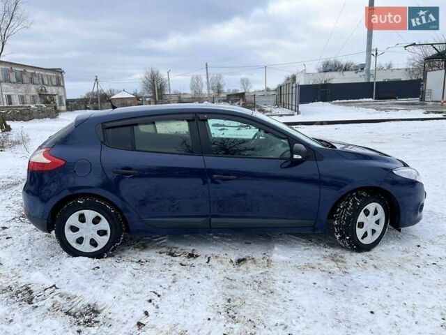 Синій Рено Меган, об'ємом двигуна 1.6 л та пробігом 214 тис. км за 6800 $, фото 7 на Automoto.ua