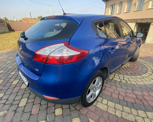 Синий Рено Меган, объемом двигателя 1.5 л и пробегом 255 тыс. км за 5999 $, фото 4 на Automoto.ua