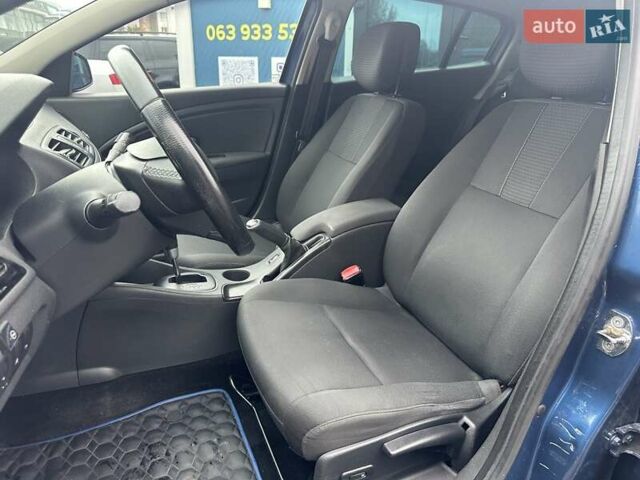 Синий Рено Меган, объемом двигателя 1.6 л и пробегом 298 тыс. км за 6990 $, фото 15 на Automoto.ua