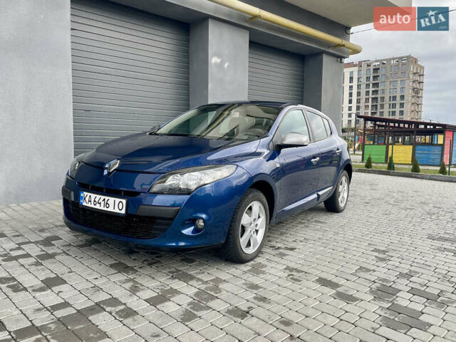 Синий Рено Меган, объемом двигателя 1.6 л и пробегом 196 тыс. км за 7300 $, фото 5 на Automoto.ua