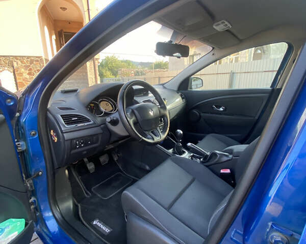 Синий Рено Меган, объемом двигателя 1.5 л и пробегом 255 тыс. км за 5999 $, фото 6 на Automoto.ua