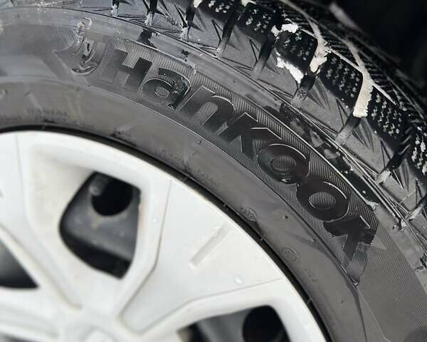 Синій Рено Меган, об'ємом двигуна 1.6 л та пробігом 214 тис. км за 6800 $, фото 19 на Automoto.ua