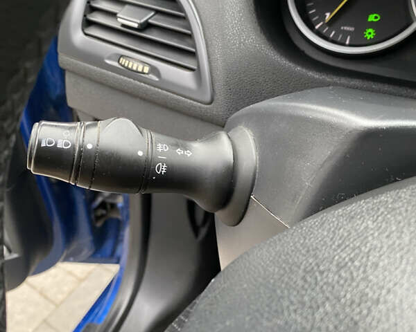 Синий Рено Меган, объемом двигателя 1.5 л и пробегом 255 тыс. км за 5999 $, фото 18 на Automoto.ua