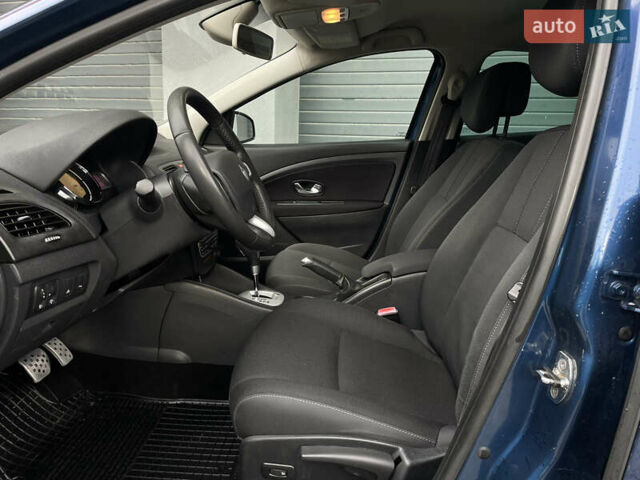 Синий Рено Меган, объемом двигателя 1.6 л и пробегом 196 тыс. км за 7300 $, фото 24 на Automoto.ua