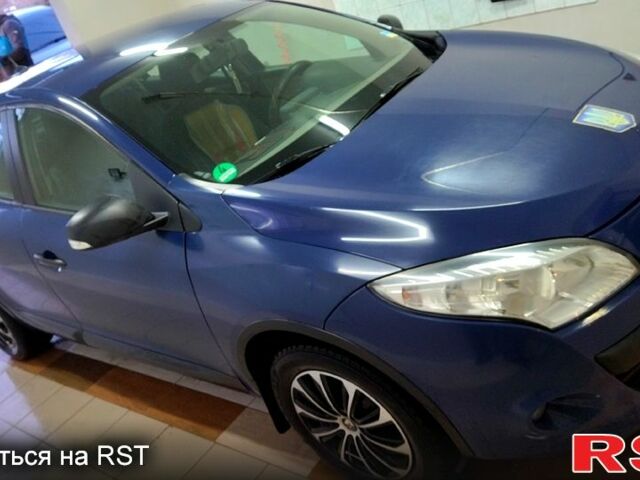 Синій Рено Меган, об'ємом двигуна 1.6 л та пробігом 248 тис. км за 6450 $, фото 2 на Automoto.ua