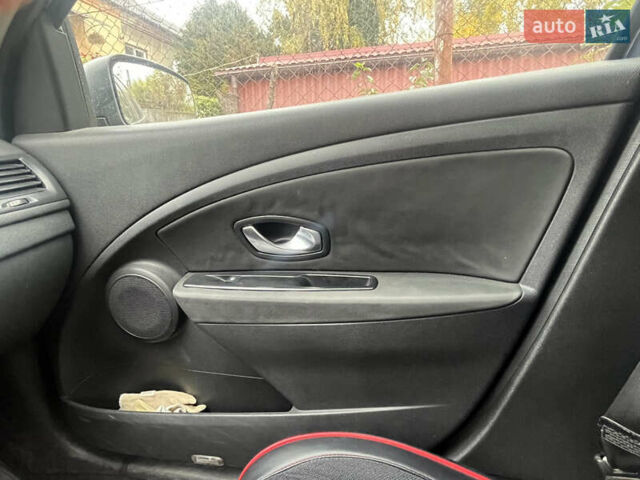 Синій Рено Меган, об'ємом двигуна 1.46 л та пробігом 260 тис. км за 5100 $, фото 10 на Automoto.ua