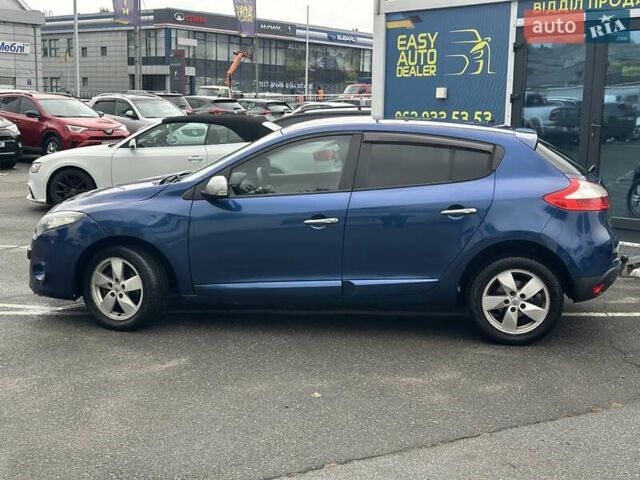 Синий Рено Меган, объемом двигателя 1.6 л и пробегом 298 тыс. км за 6990 $, фото 7 на Automoto.ua